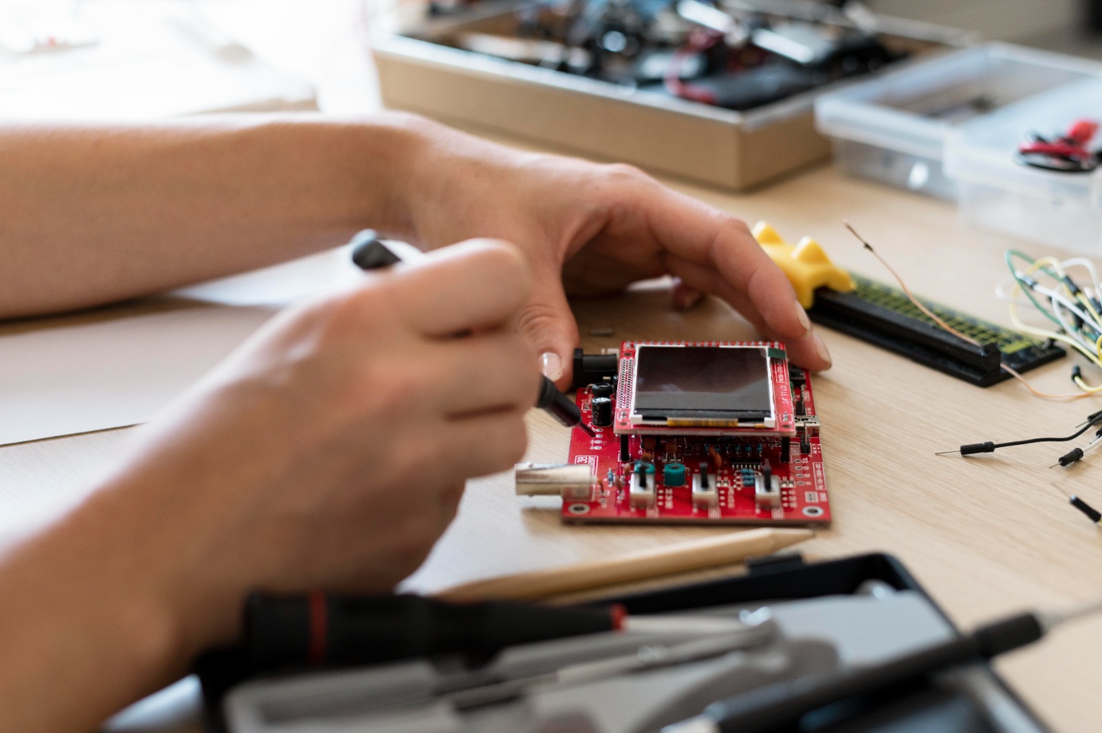 Mobile Repair and Laptop Service in Dubai - Al Barsha Electronics